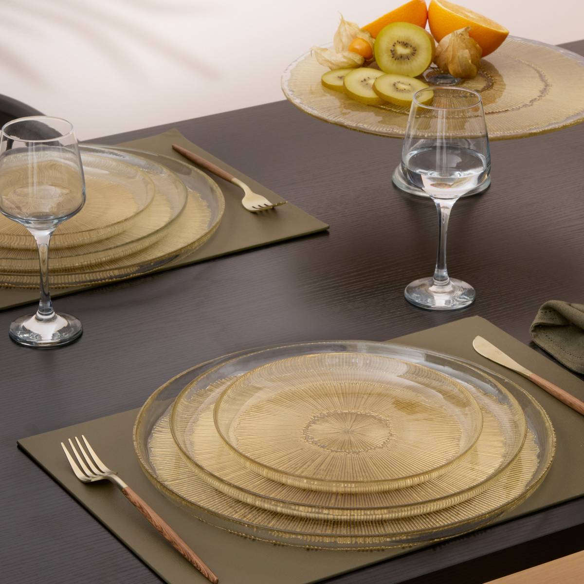 Dessert plate "Celeste" Glass, D.21 cm, Gold