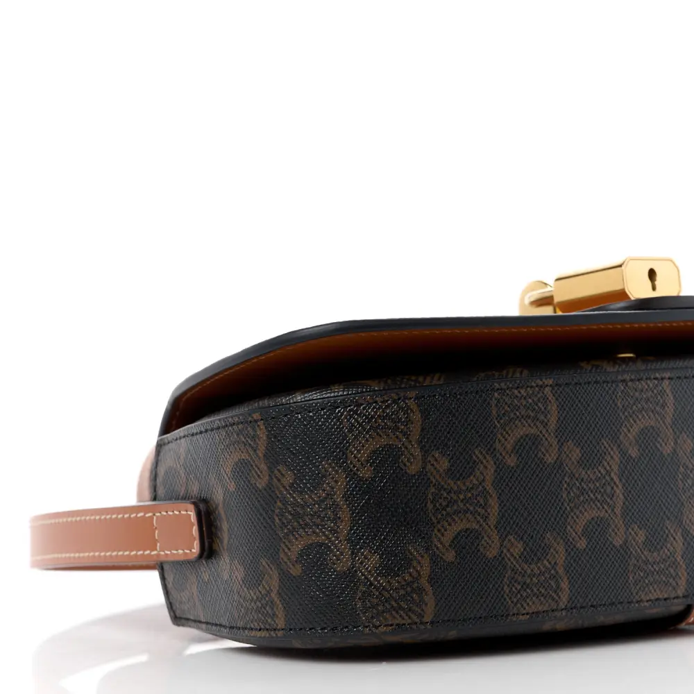 High-Quality Replica of Celine Tan Triomphe Small Tabou Clutch1:1High-quality replica