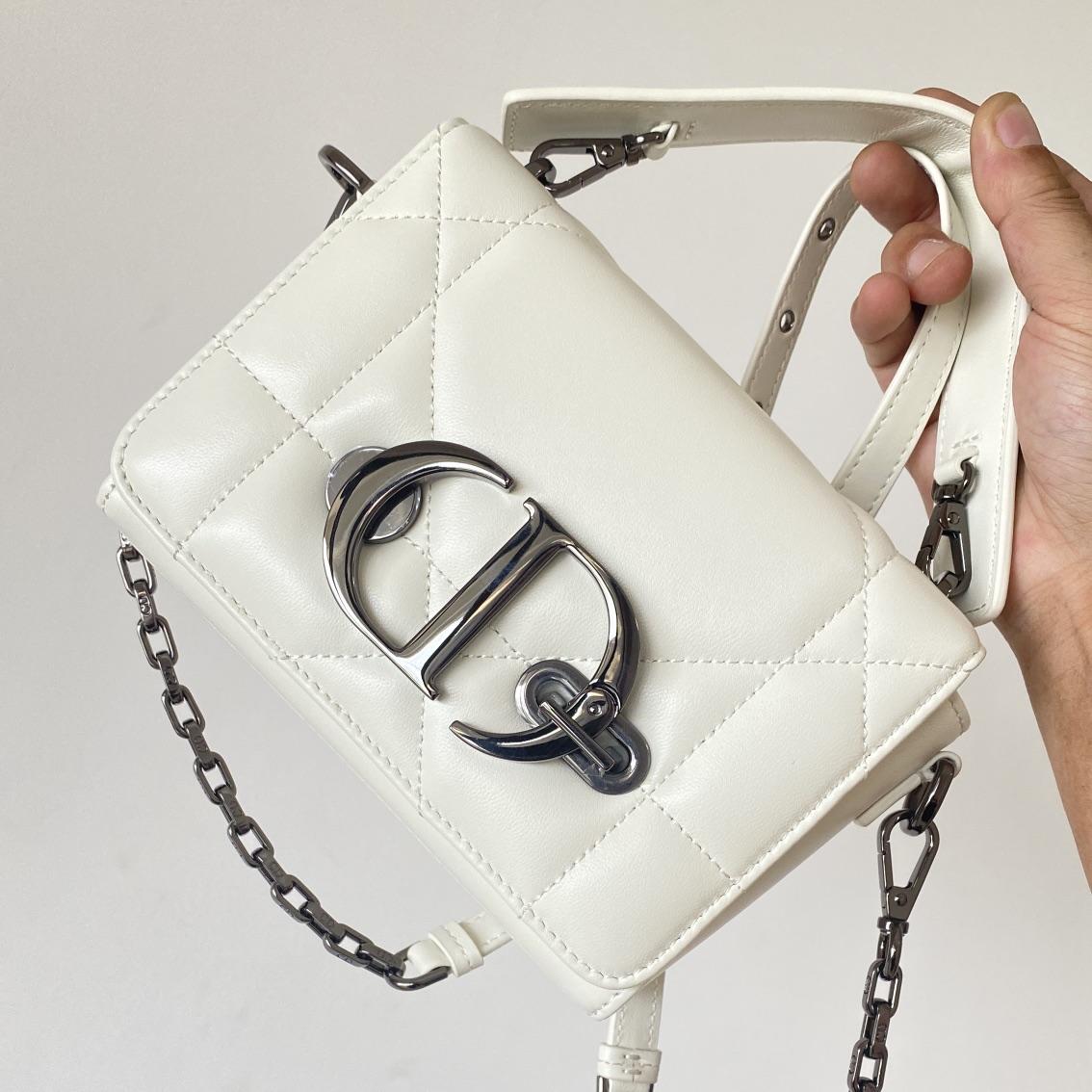 30 Montaigne Box Bag With Handle White For Women 10in/25cm M9218BNNA_M0301:1High-quality replica