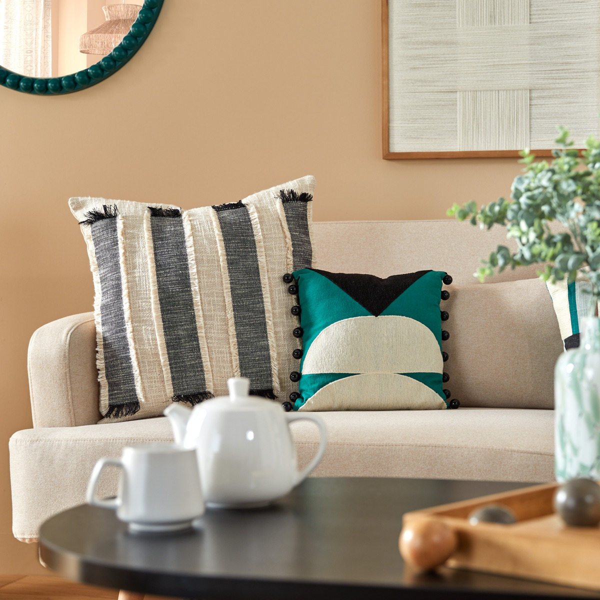 Embroidered cushion "Malakite" Cedar Green, 30x30 cm