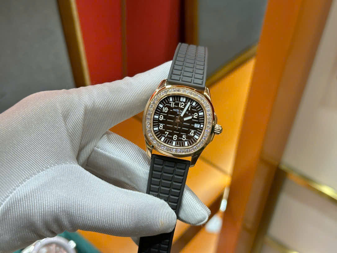 Patek Philippe Luxury Fake Watches Aquanaut 5067 Brown Rubber Strap Quartz Movement PPF Factory 35,6mm - Top club