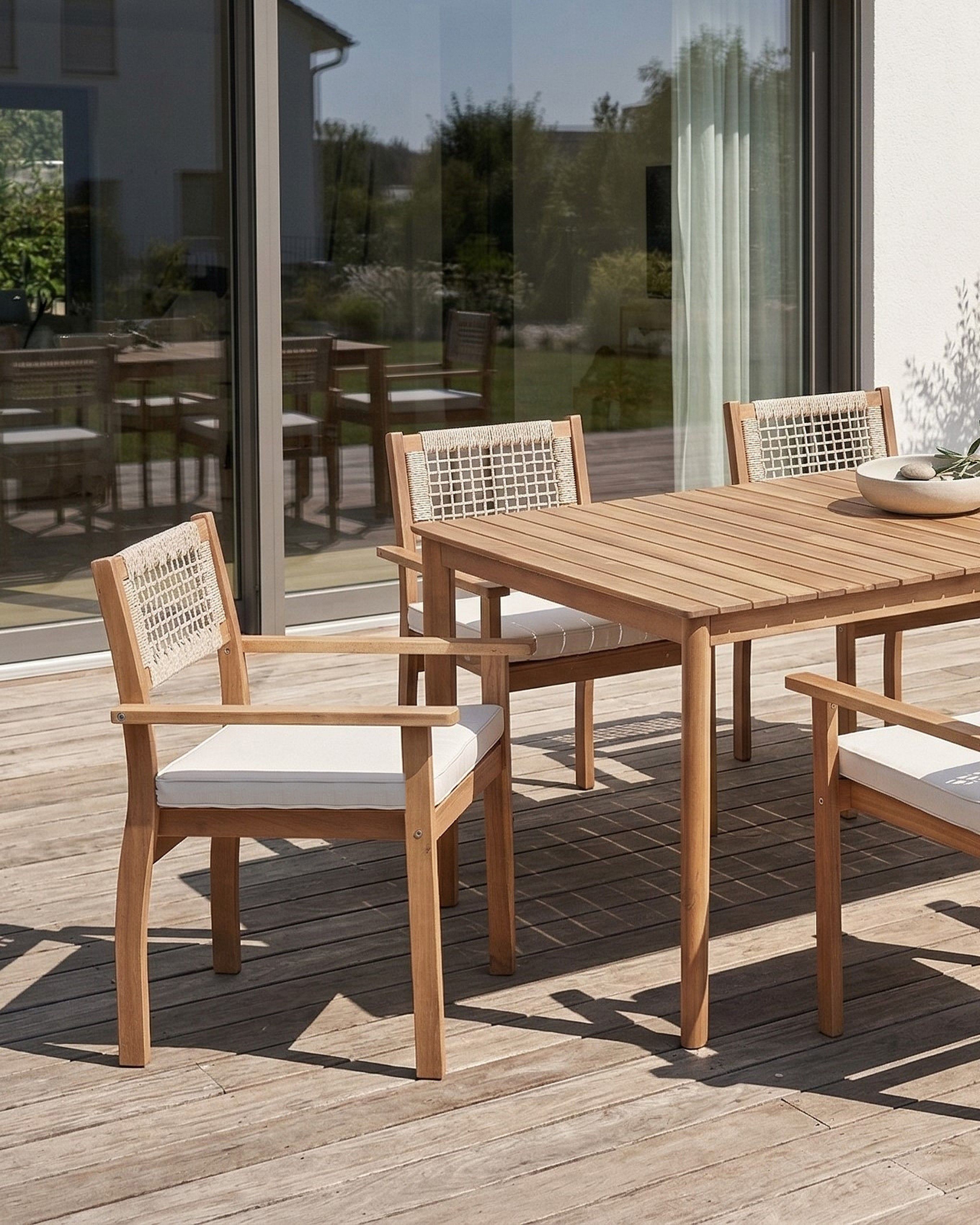 Set of 2 Garden Chairs SUMIRAGO Acacia Wood Light Brown