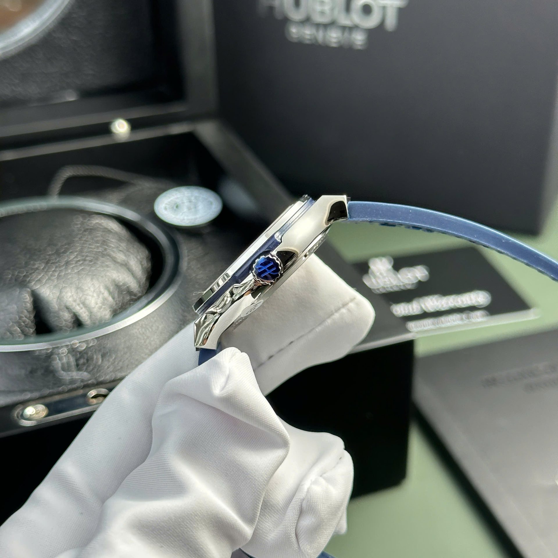 Hublot Classic Fusion Replica Watches Womens Blue HB Factory 33mm - Top club