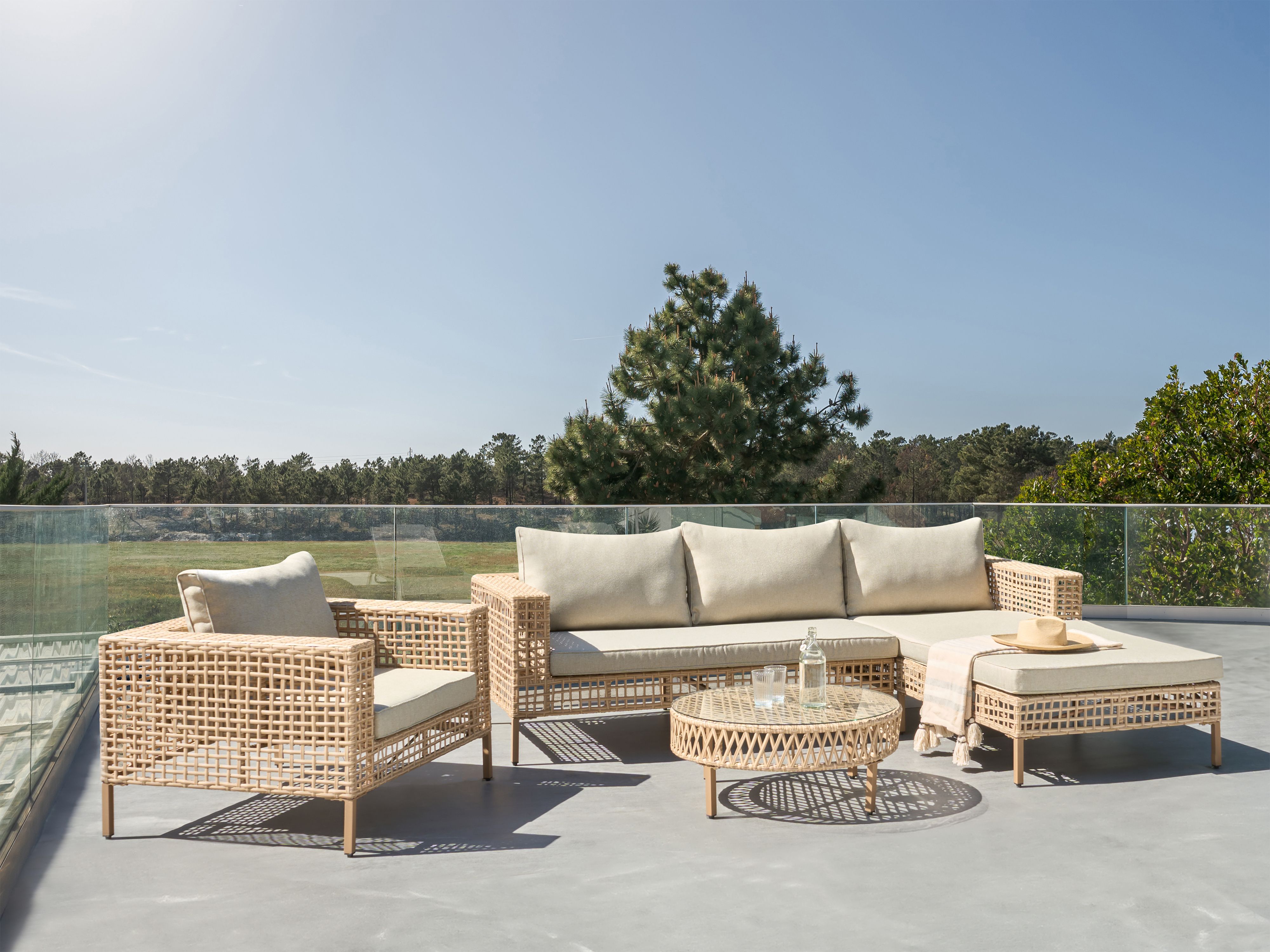 Garden Lounge Set with Table 4 Seater CALASETTA Left Hand PE Rattan Beige