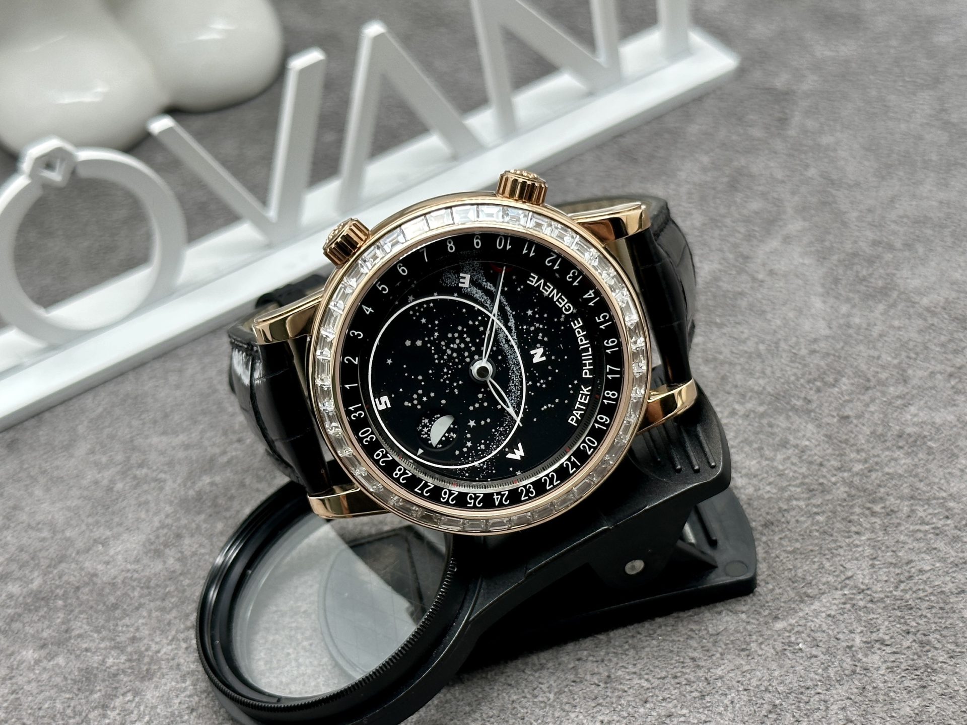 Patek Philippe Best Replica Watch Grand Complications 6104R Custom Solid Gold Watch and Diamonds 44mm - Top club