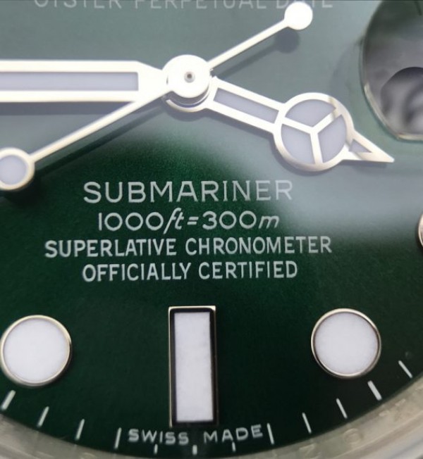 Replica Rolex Submariner 116610 LV Green Ceramic V7 Noob A3135 - Top club