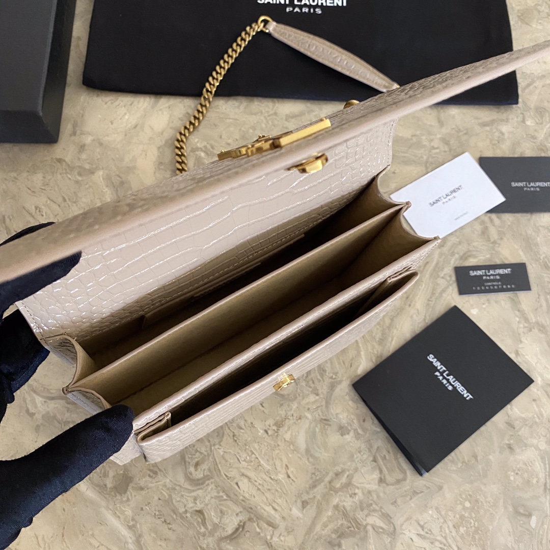 MANHATTAN MEDIUM SHOPPING BAG IN BOX SAINT LAURENT LEATHER1:1High-quality replica