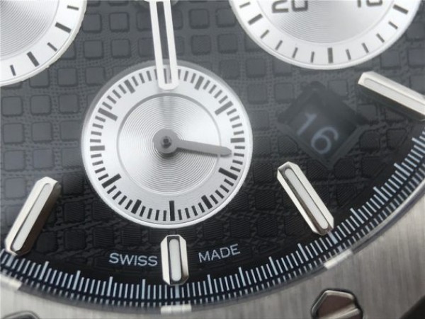 Replica Audemars Piguet Royal Oak Chronograph SS JHF Black/White Dial SS Bracelet A7750 - Top club