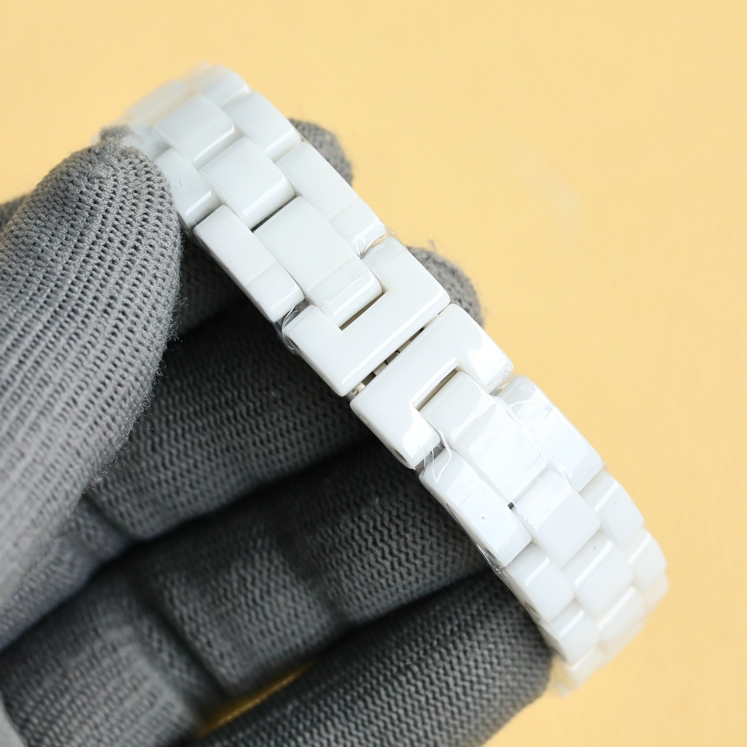 SUPER CERAMIC NEW - CHANEL EXCLUSIVE CALIBER 12.2 WATCH 33mm GODDESS BENEFIT - WHITE(1:1 replica) - Top club