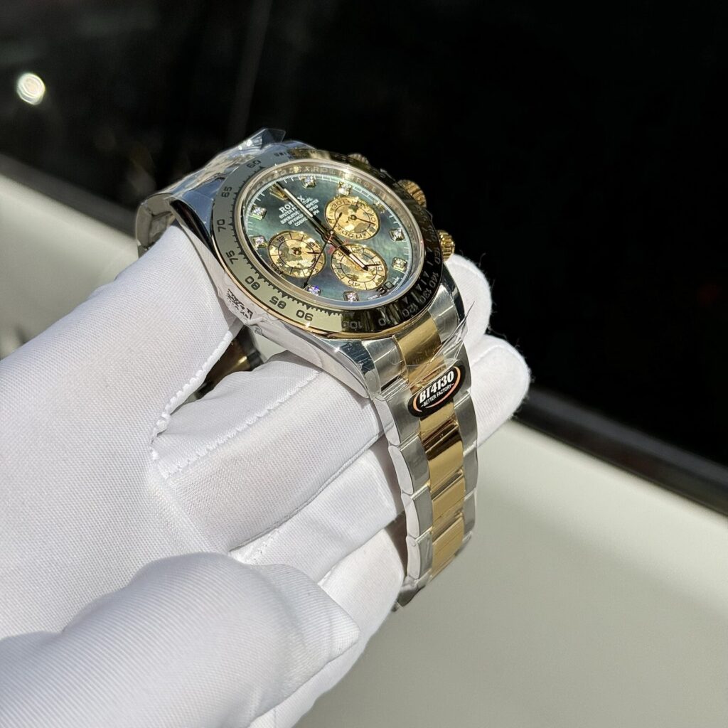 Rolex Cosmograph Daytona Replica Watch Mother Of Pearl   Moissanite Diamonds Dial 40mm - Elite Watch Atelier