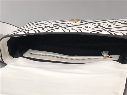 fendi iconic baguette replica bags - Replicaclubs