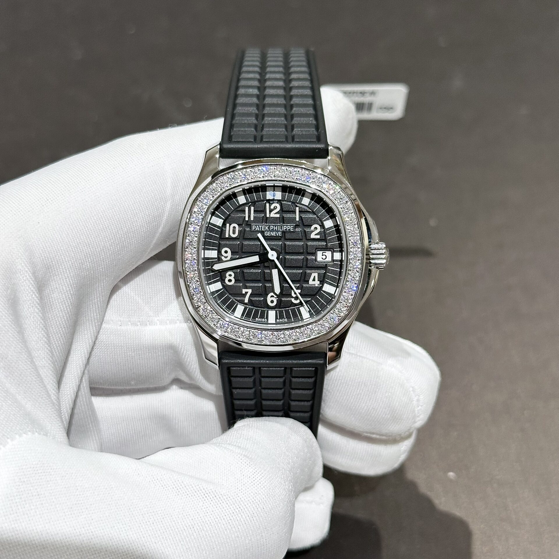 Patek Philippe Aquanaut 5067A Replica Watch Moissanite Diamond Black 35.6mm - Top club