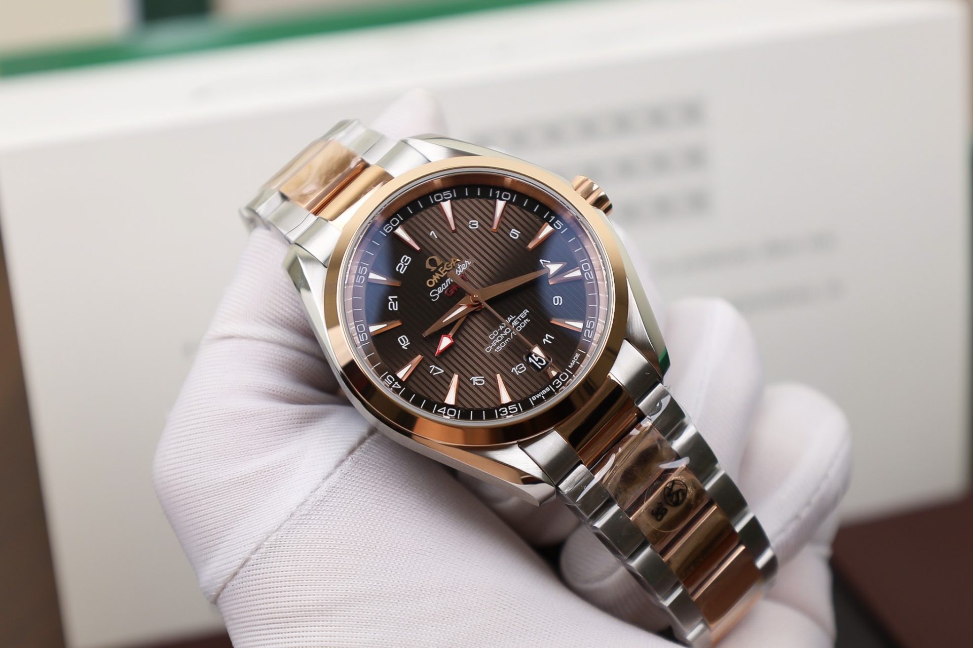Omega Seamaster GMT Replica Watch Chocolate Dial VSF 41.5mm - Top club
