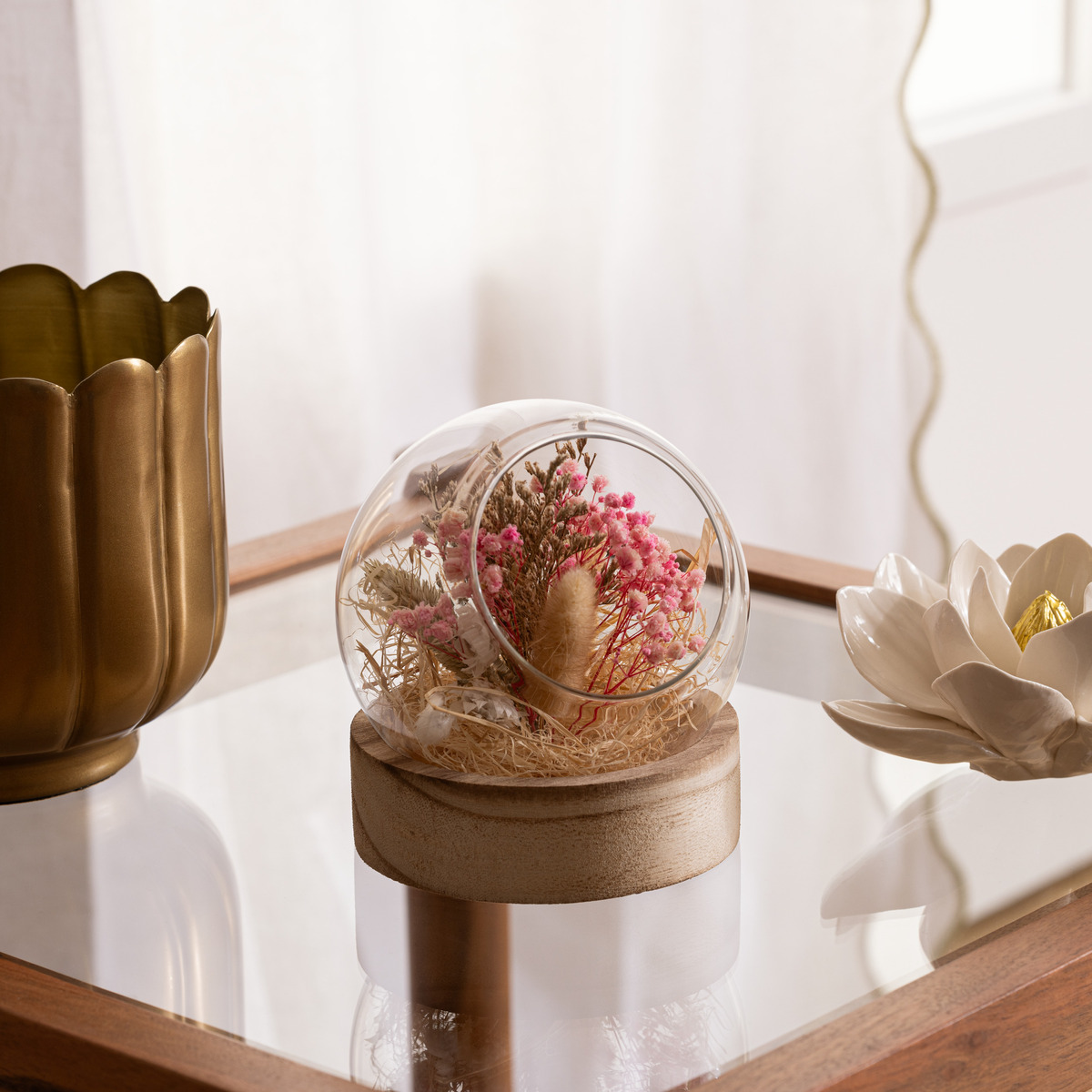 Ball dried flower arrangement Pink, D.12 cm