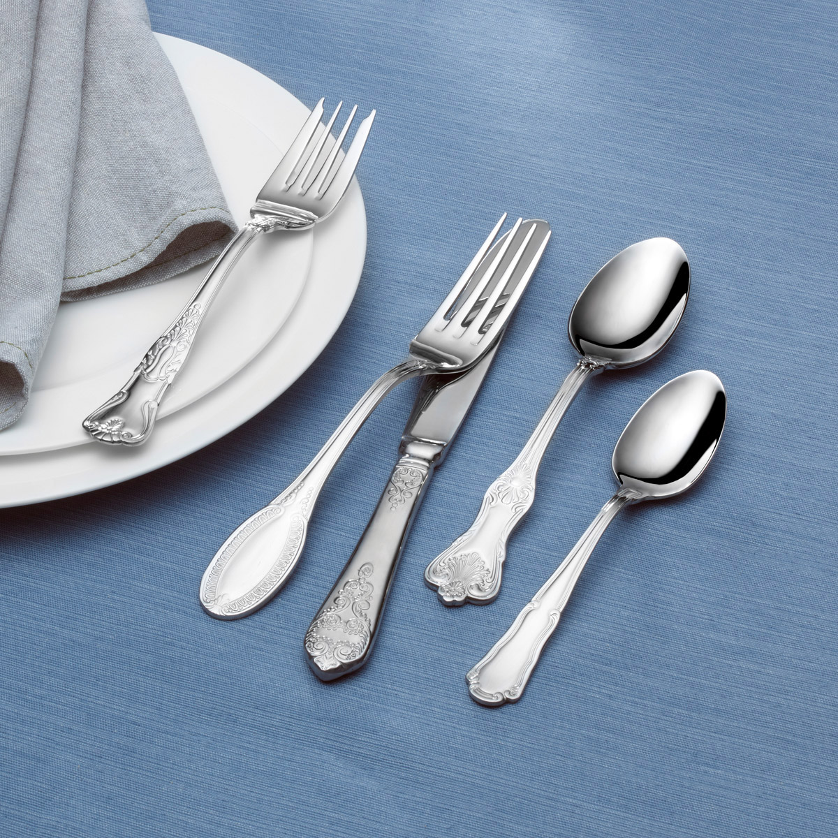 Wallace Hotel Luxe 77-piece Flatware Set - Image 3