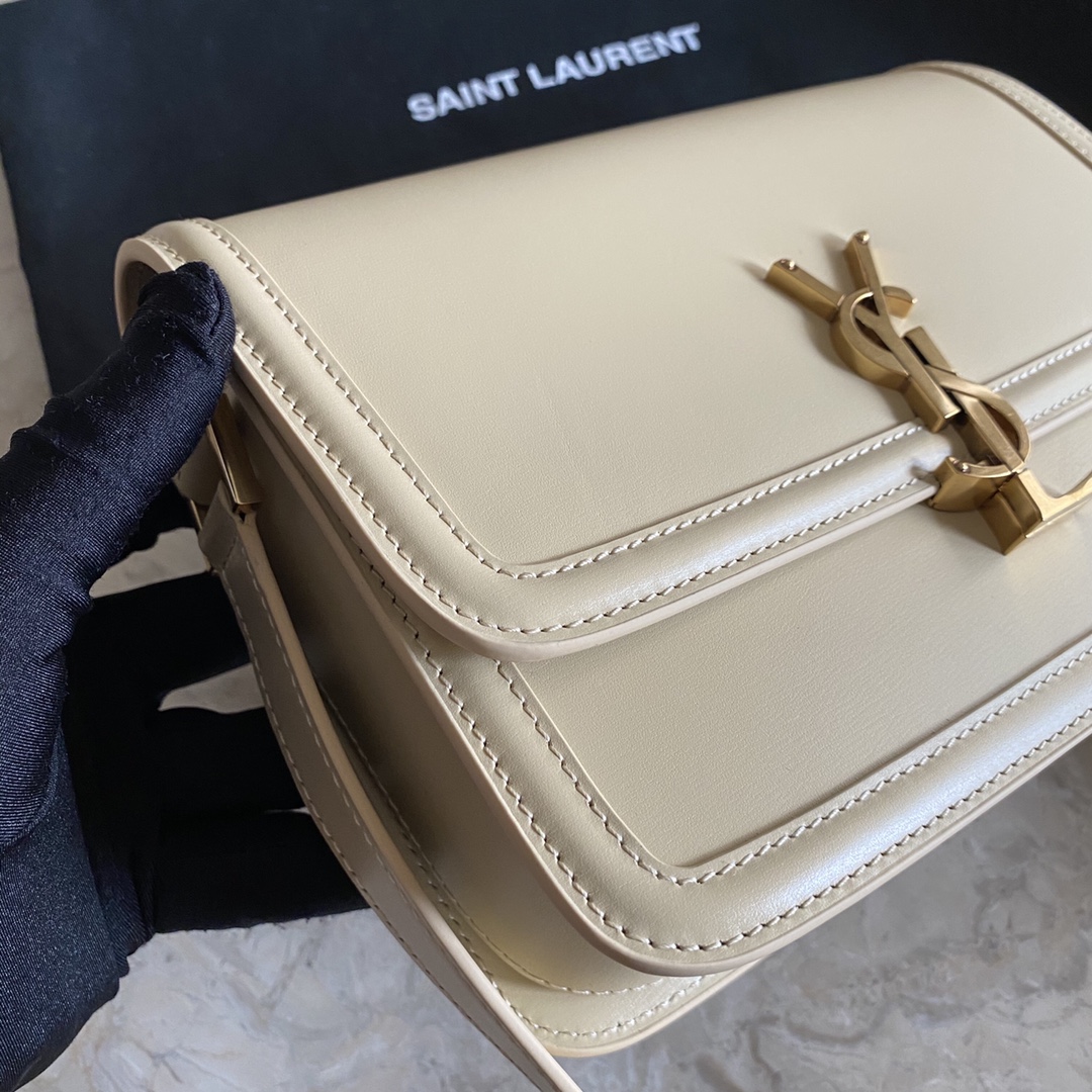 SOLFERINO MIDDLE SATCHEL IN LACQUERED AYERS1:1High-quality replica