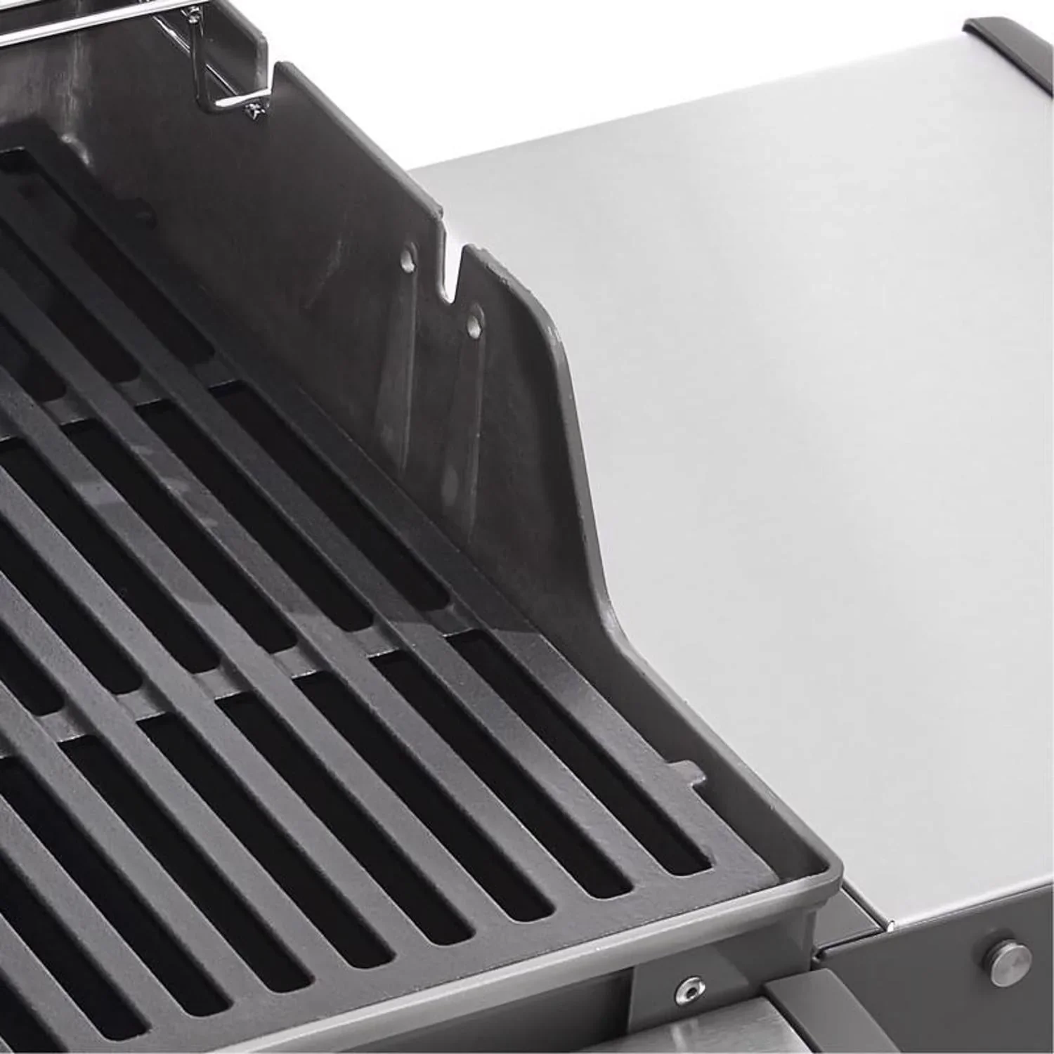 Weber 2 Burner Liquid Propane Grill, Black - Spirit E-210 - Image 5 Weber 2 Burner Liquid Propane Grill, Black - Spirit E-210 - Image 5