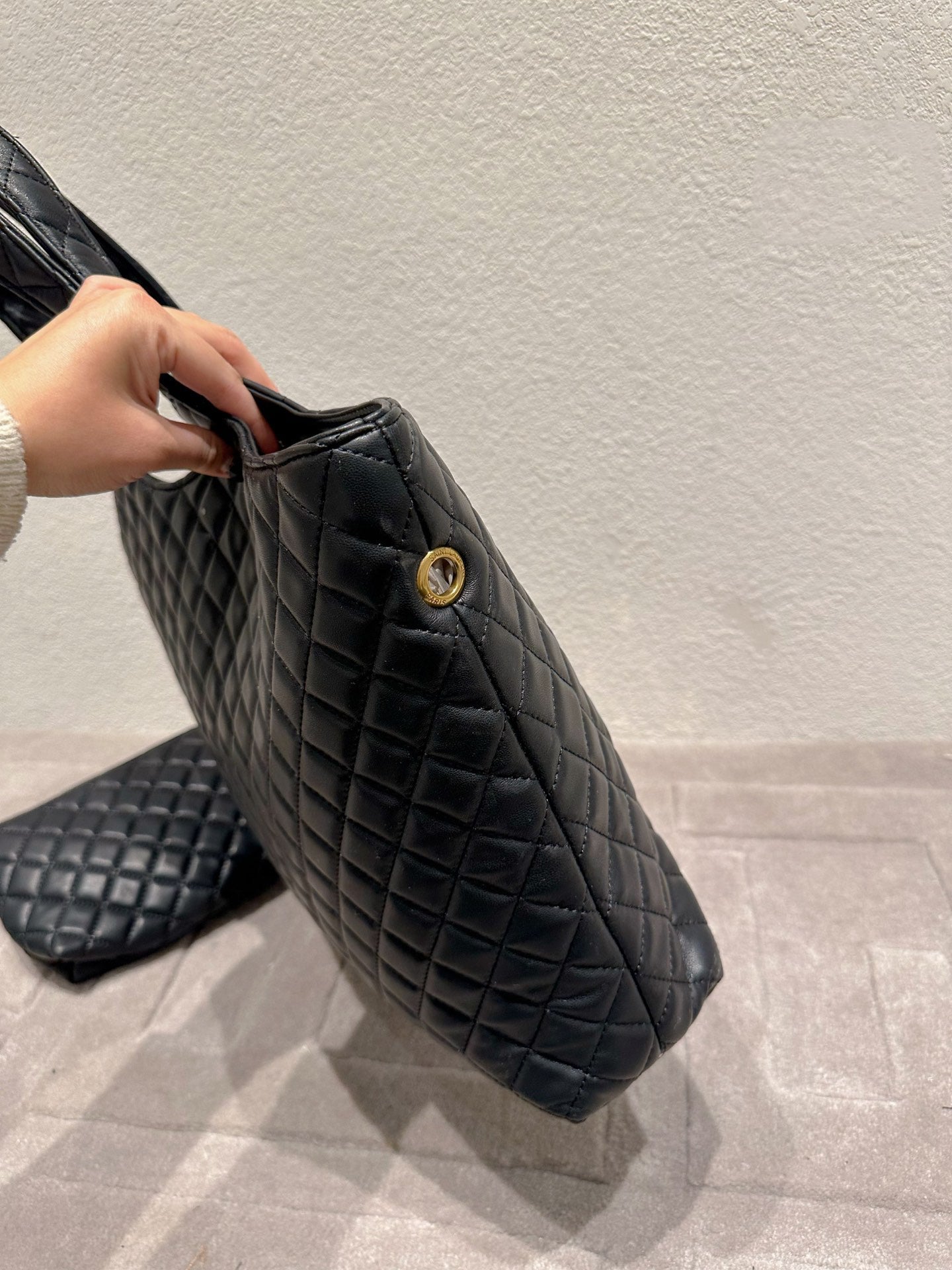 TO – Luxury Bags SLY 2781:1High-quality replica