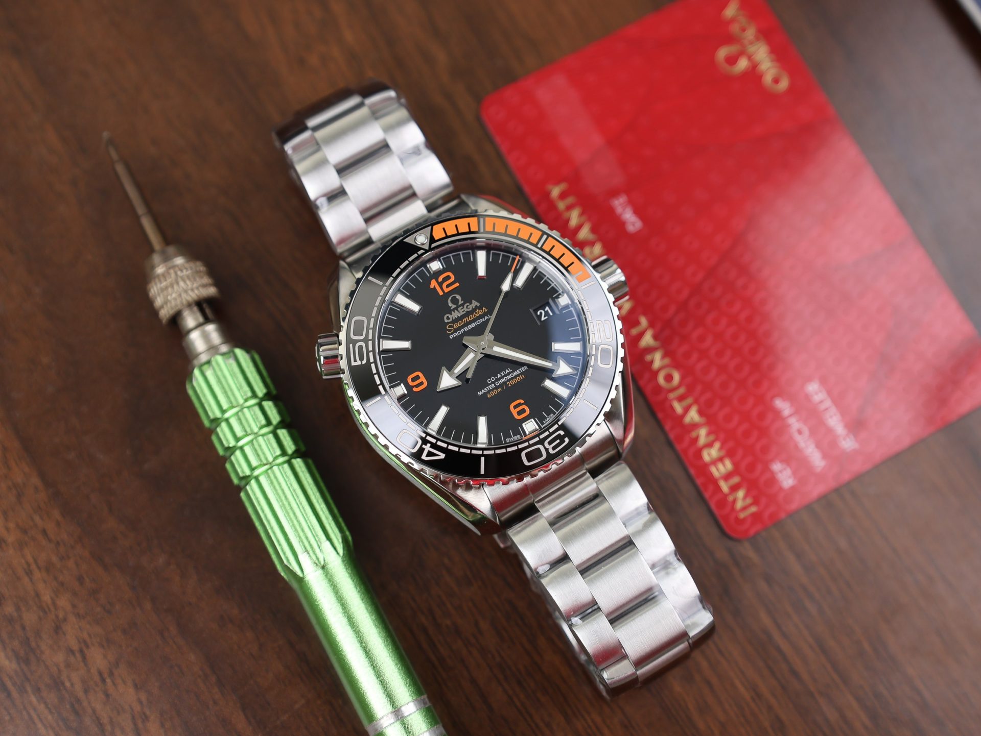 Omega Replica Watch Planet Ocean Metal Strap Dial Black VS Factory 43.5mm - Elite Watch Atelier