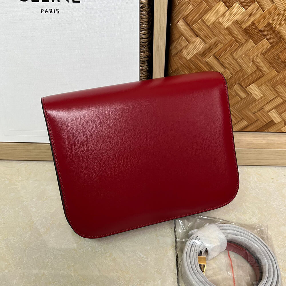 Celine Classic Box Bag in Red1:1High-quality replica