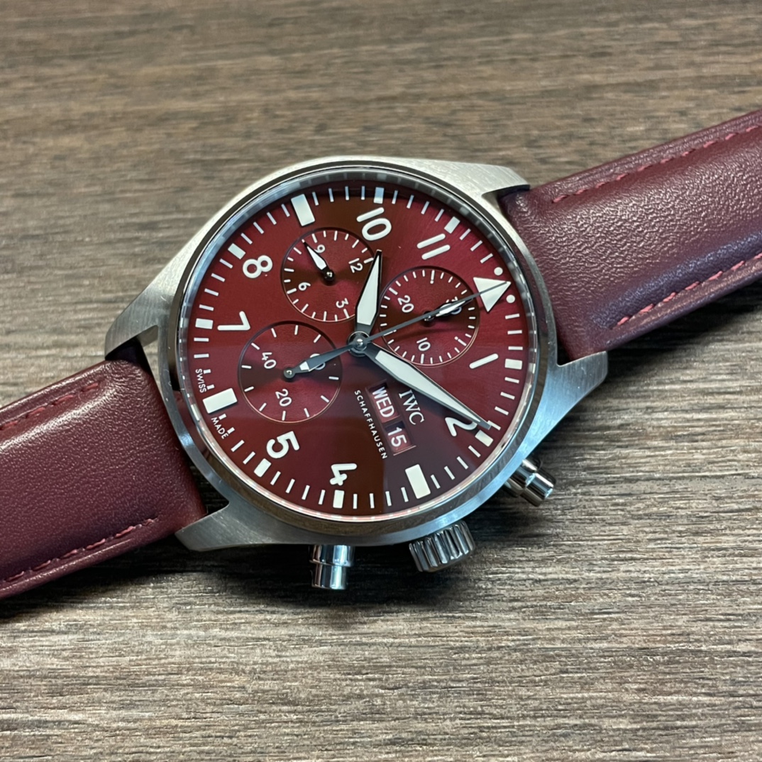 IWC Pilot's Watch Men's(1:1 replica) - Top club