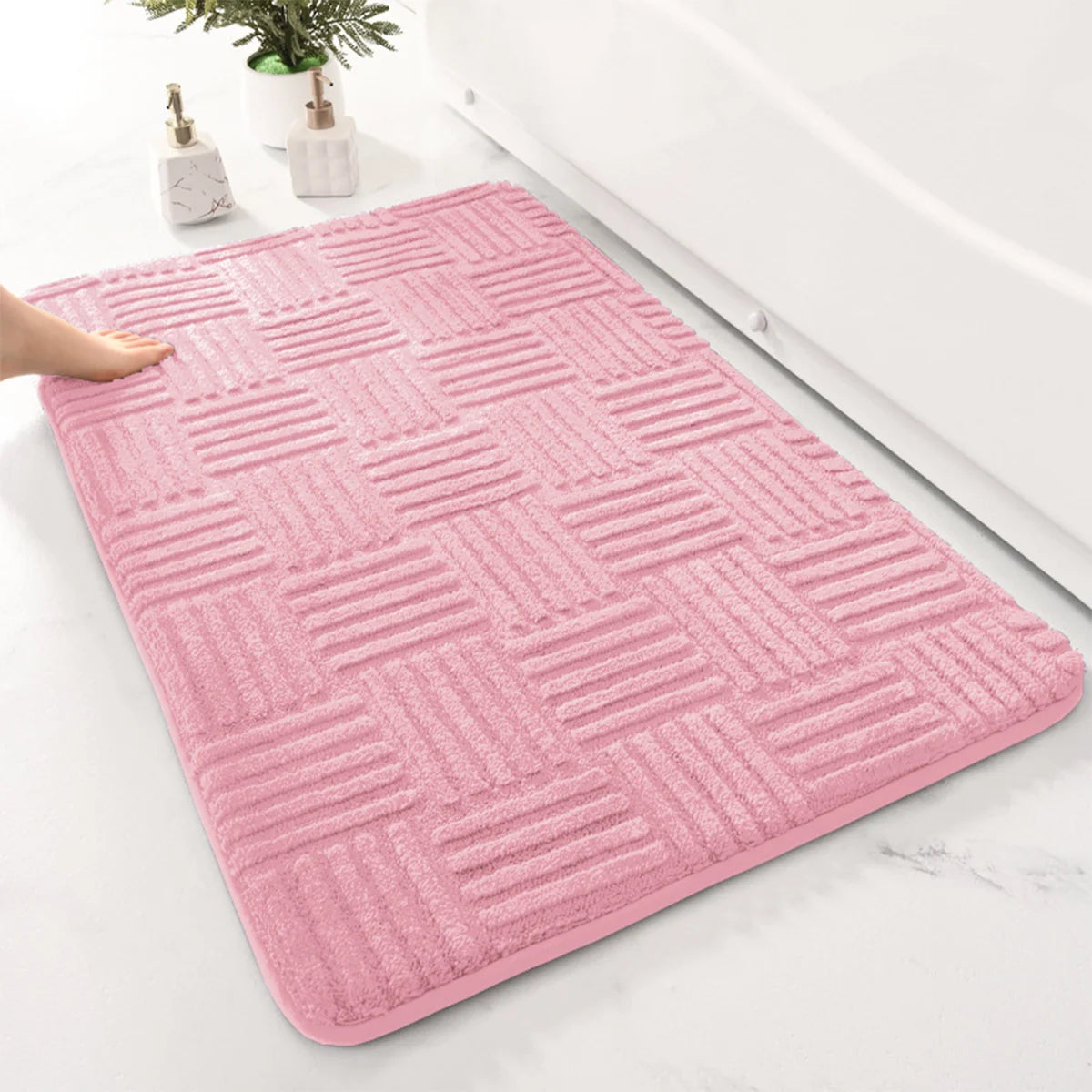 PlushStripe | Luxe Badkamer Tapijt