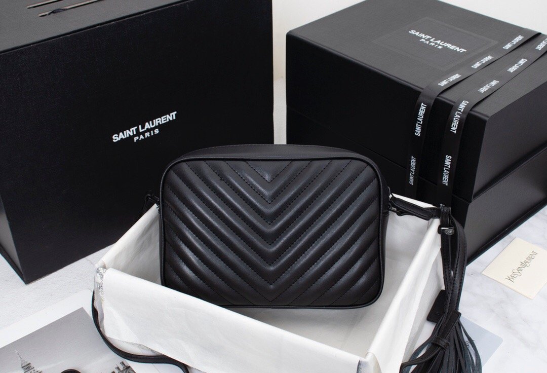 TO – Luxury Edition Bags SLY 1071:1High-quality replica