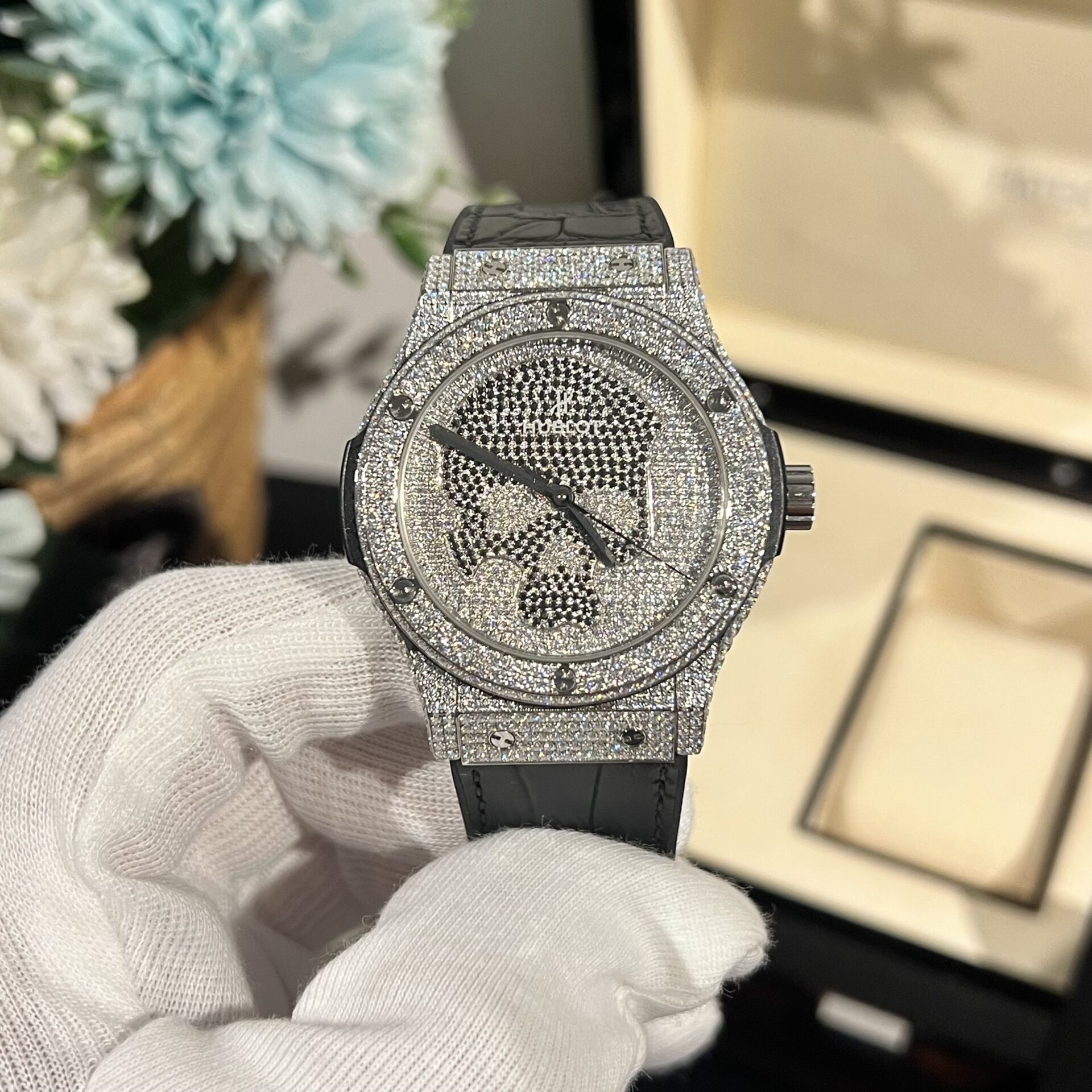 Hublot Replica 1:1 Watch Classic Fusion Skull Full Diamond Moissanite 42mm - Elite Watch Atelier