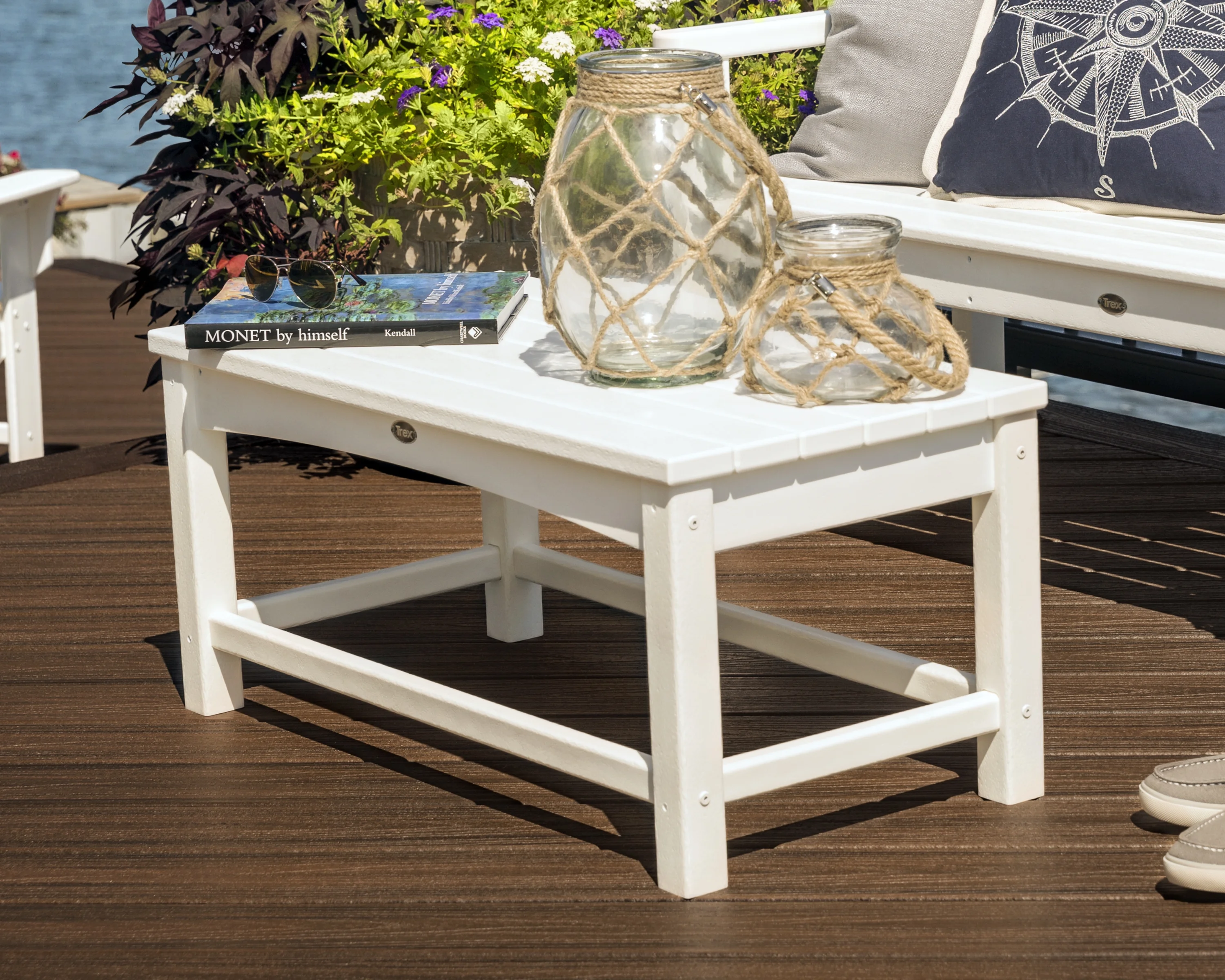 Rockport Club Coffee Table in Vintage Lantern