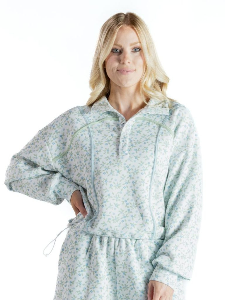 0126-TOP-PLL-CINCH-ROBFLR - Simply Southern Outlet