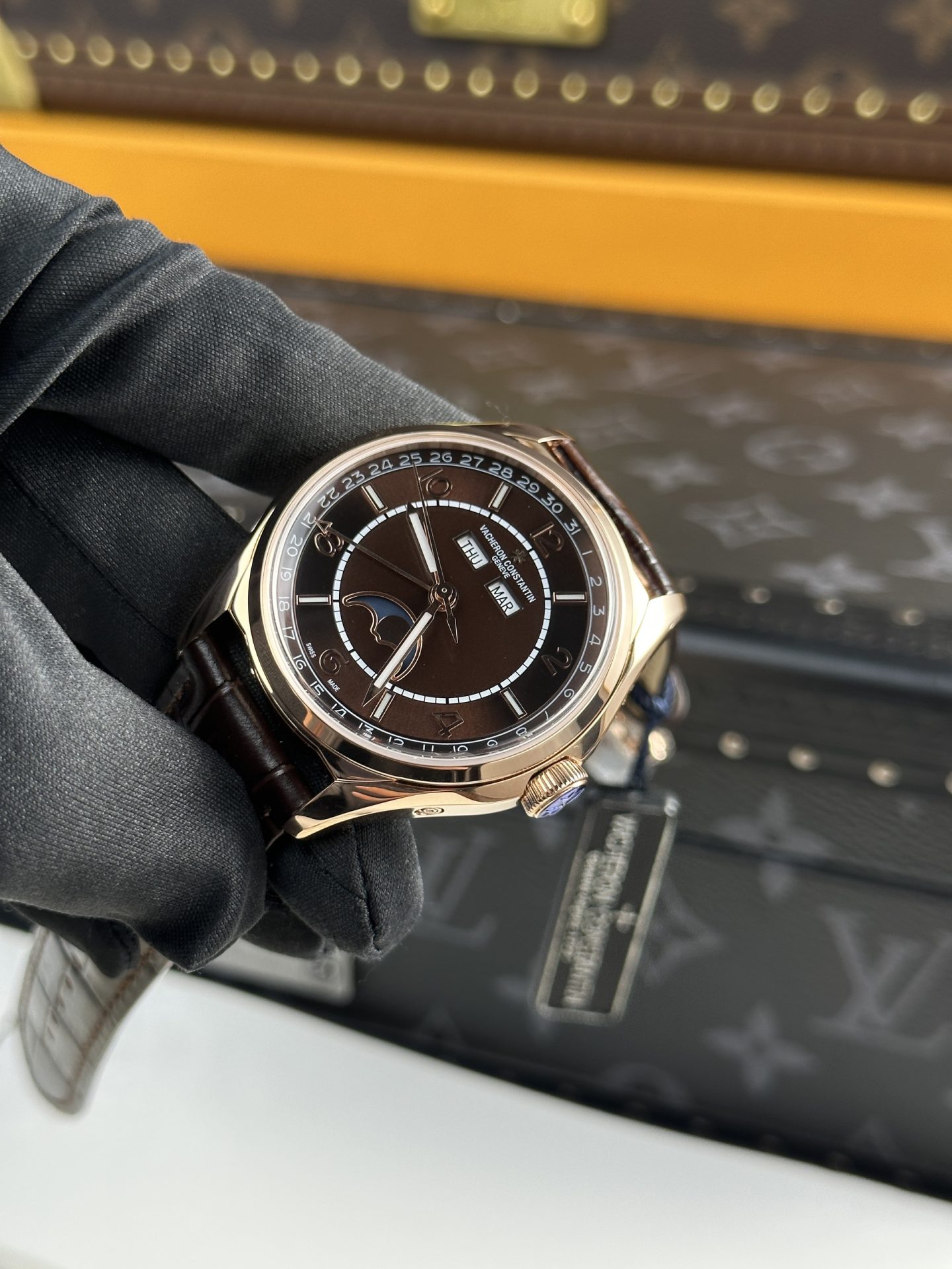 Vacheron Constantin Replica 1:1 Watch FiftySix Complete Calendar 4000E ZF 40mm - Elite Watch Atelier