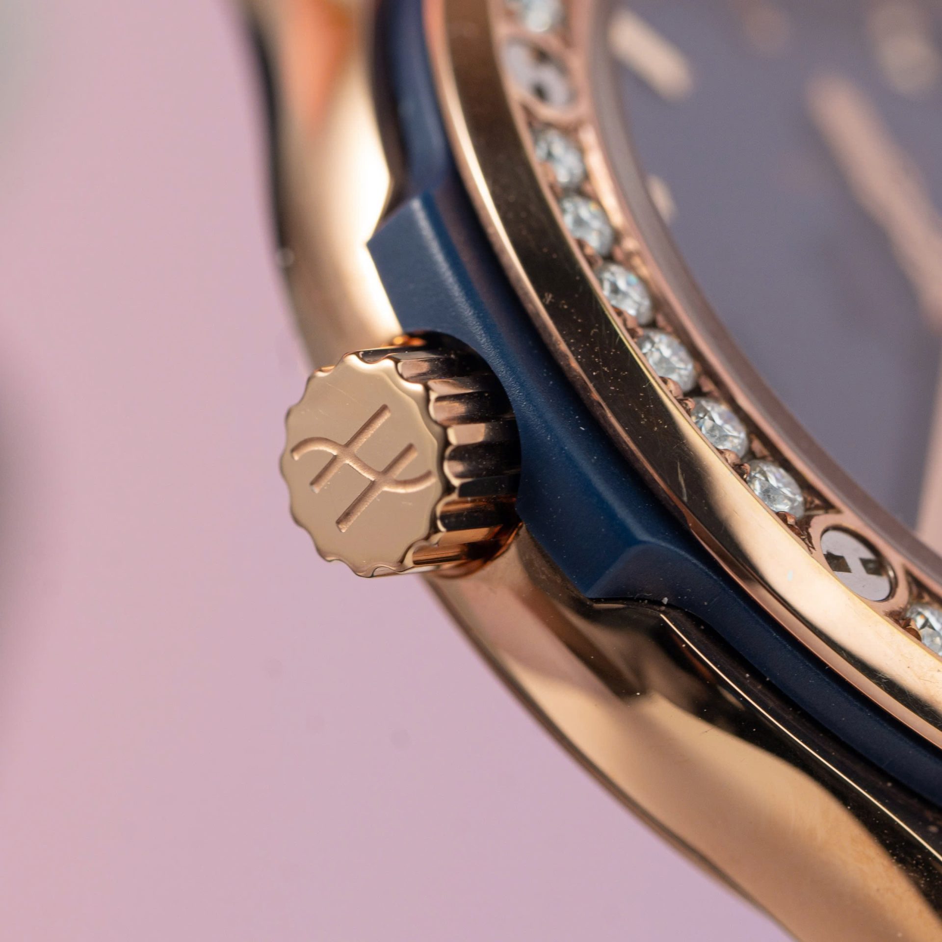 Hublot Replica Watch Classic Fusion King Gold Blue Dial Moissanite Diamond Bezel 38mm - Top club