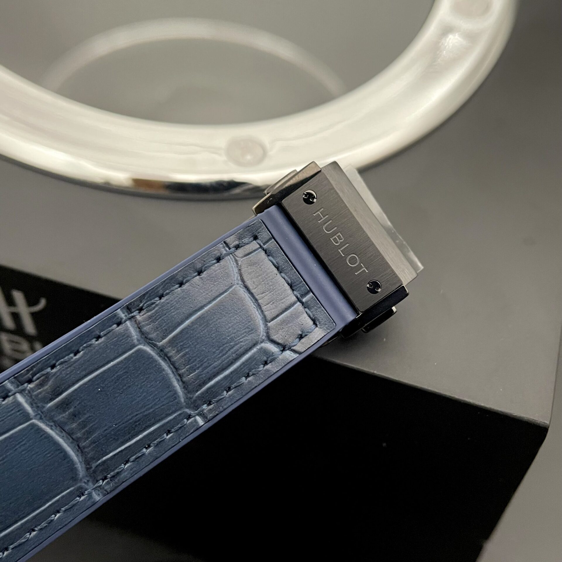 Hublot Replica 1:1 Watch Classic Fusion Blue Dial Black Case HB Factory 42mm - Top club