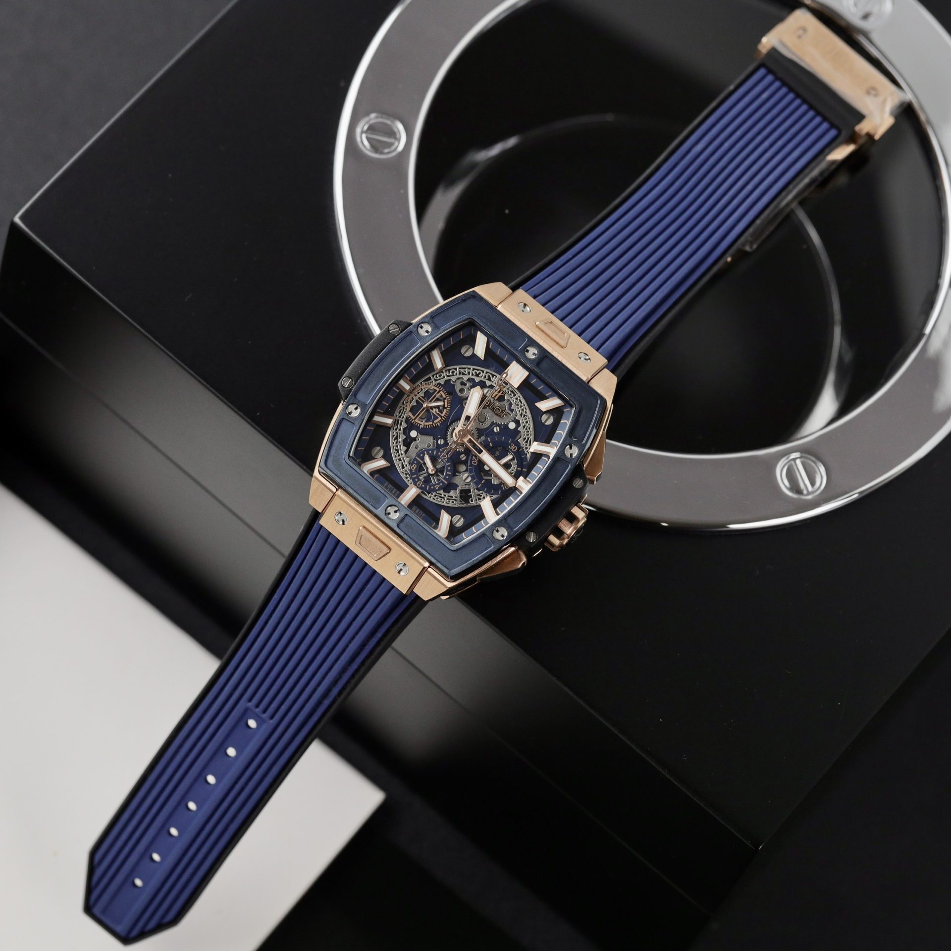 Hublot Replica Watches Spirit Of Big Bang King Gold Bezel Ceramic Blue 42mm - Elite Watch Atelier