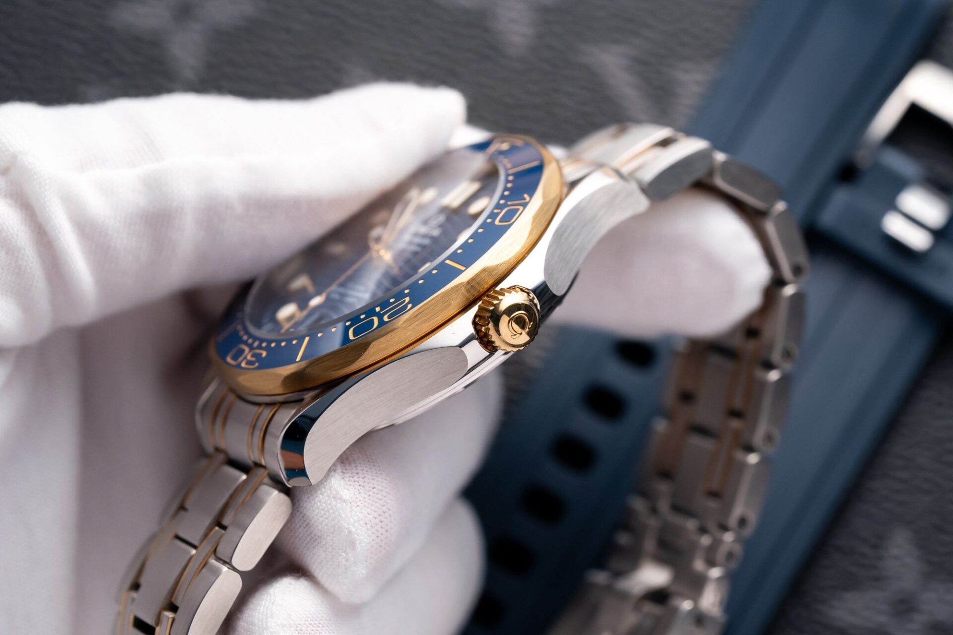 Omega Seamaster DemiGod Replica 1:1 Watch Blue Dial 42mm - Top club