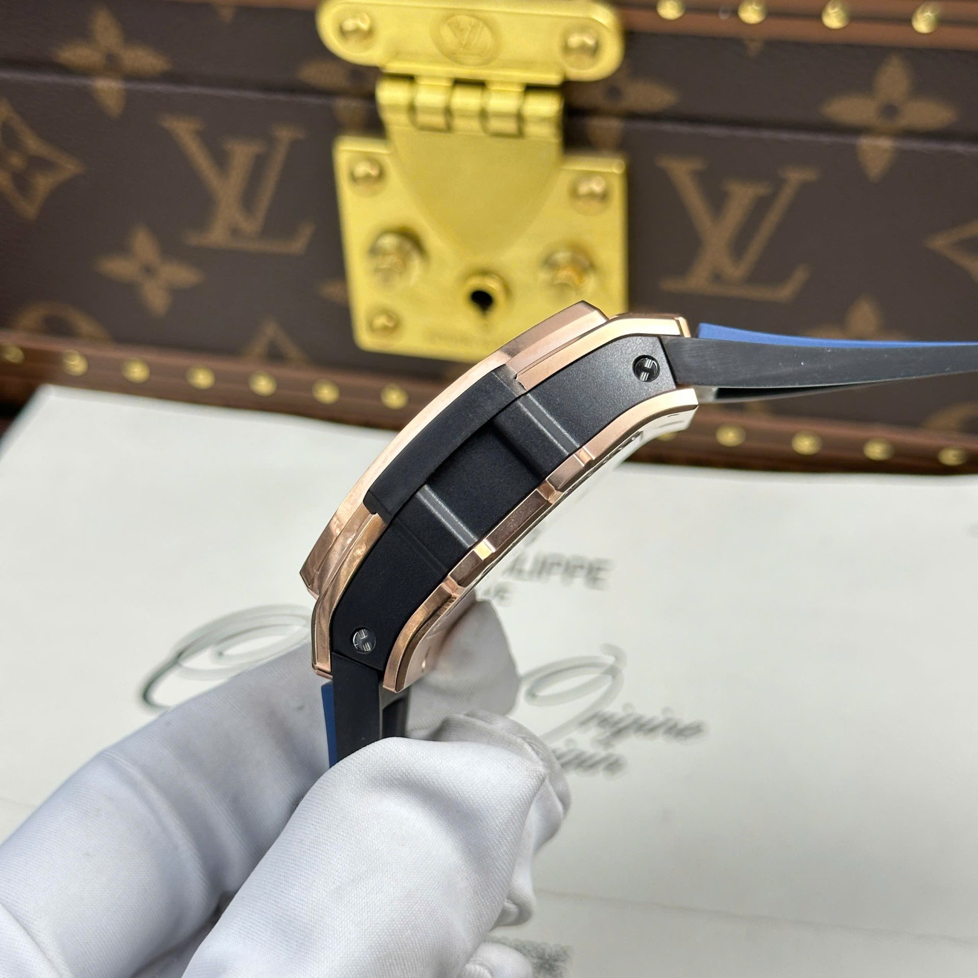 Hublot Spirit Of Big Bang King Gold Replica 11 Watch Dial Blue BBF Factory 42mm - Top club