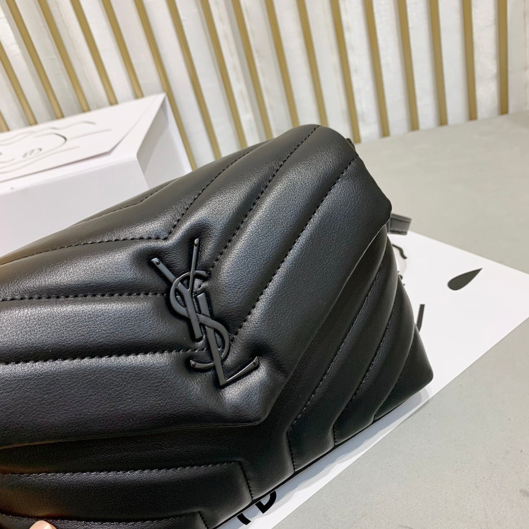 TO – Luxury Bags SLY 2731:1High-quality replica