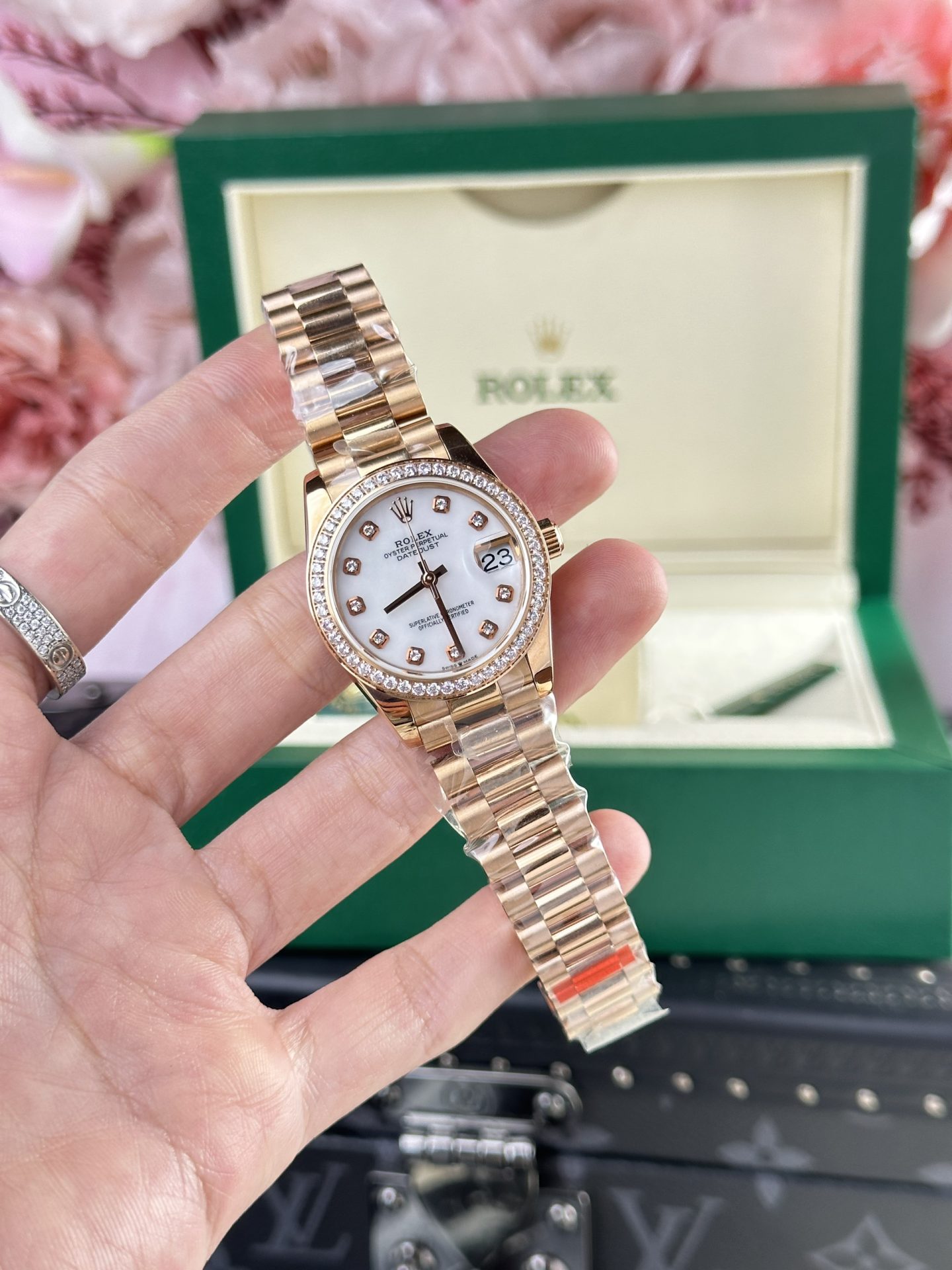 Rolex DateJust 278285 Replica Watch Mother Of Pearl Dial 31mm - Elite Watch Atelier
