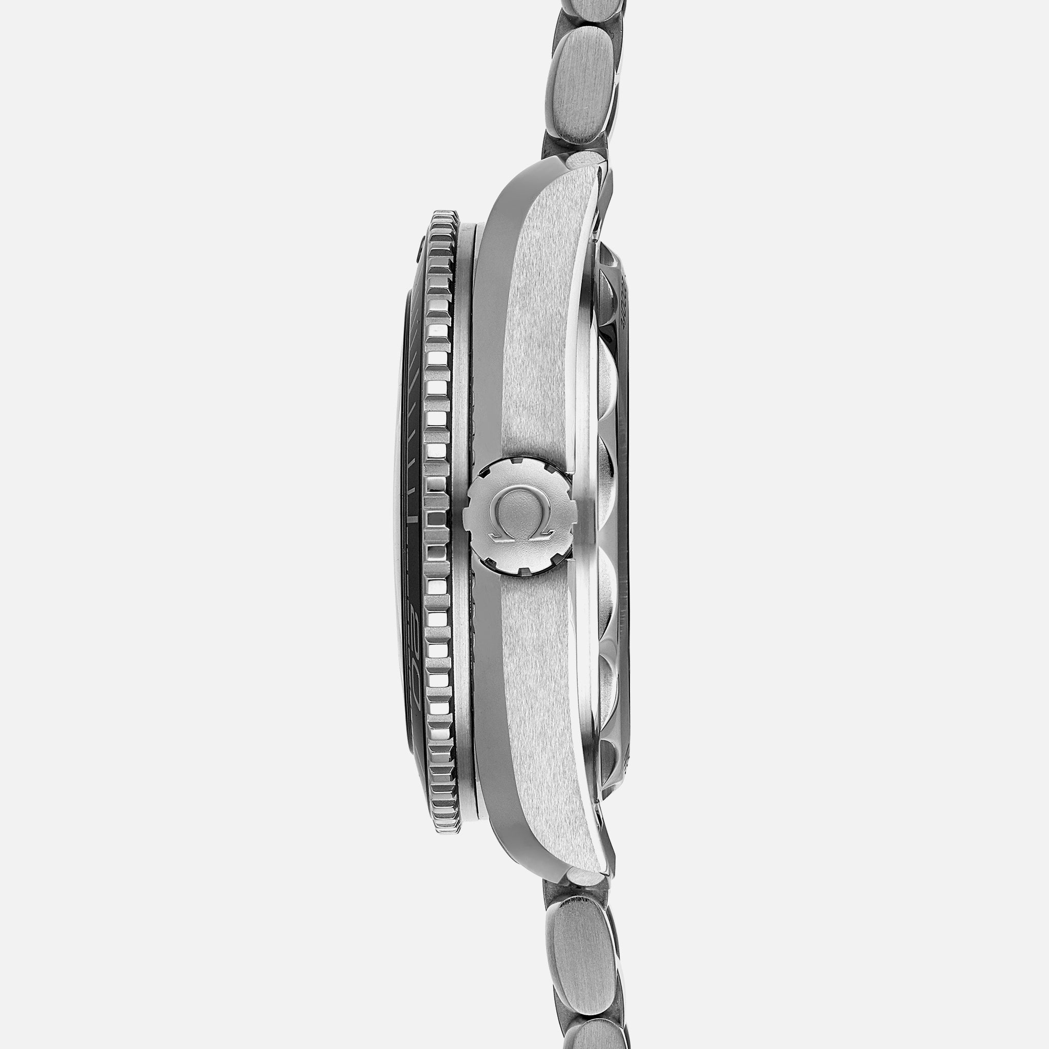 Seamaster Planet Ocean 600M Co-Axial Master Chronometer 43.5mm Black Dial On Bracelet(1:1 replica) - Top club
