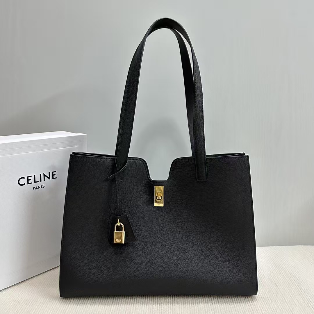 CelineCabas 16 Shoulder Bag