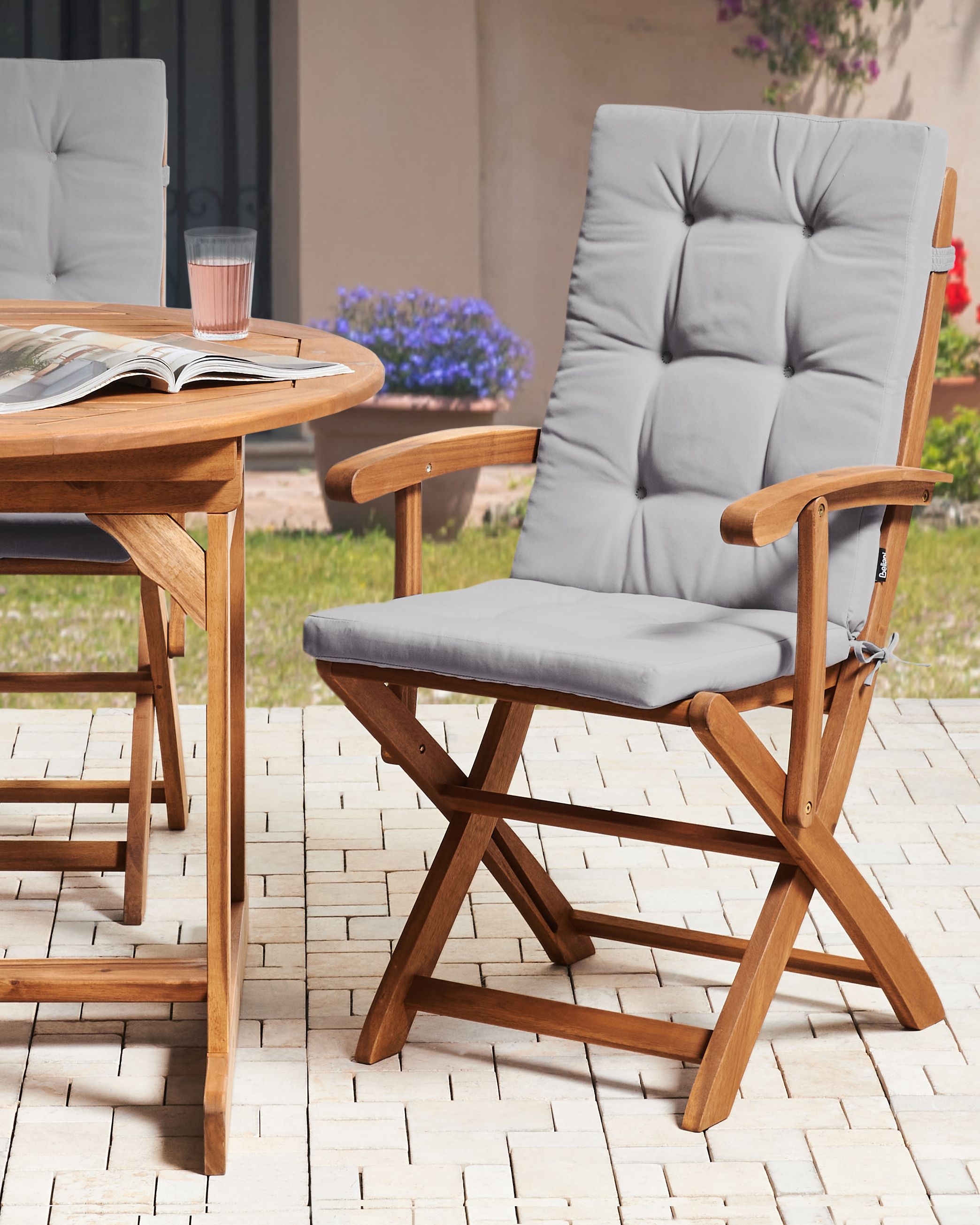 Set of 2 Garden Chairs with Cushions MAUI PREMIUM Acacia Wood Light Grey