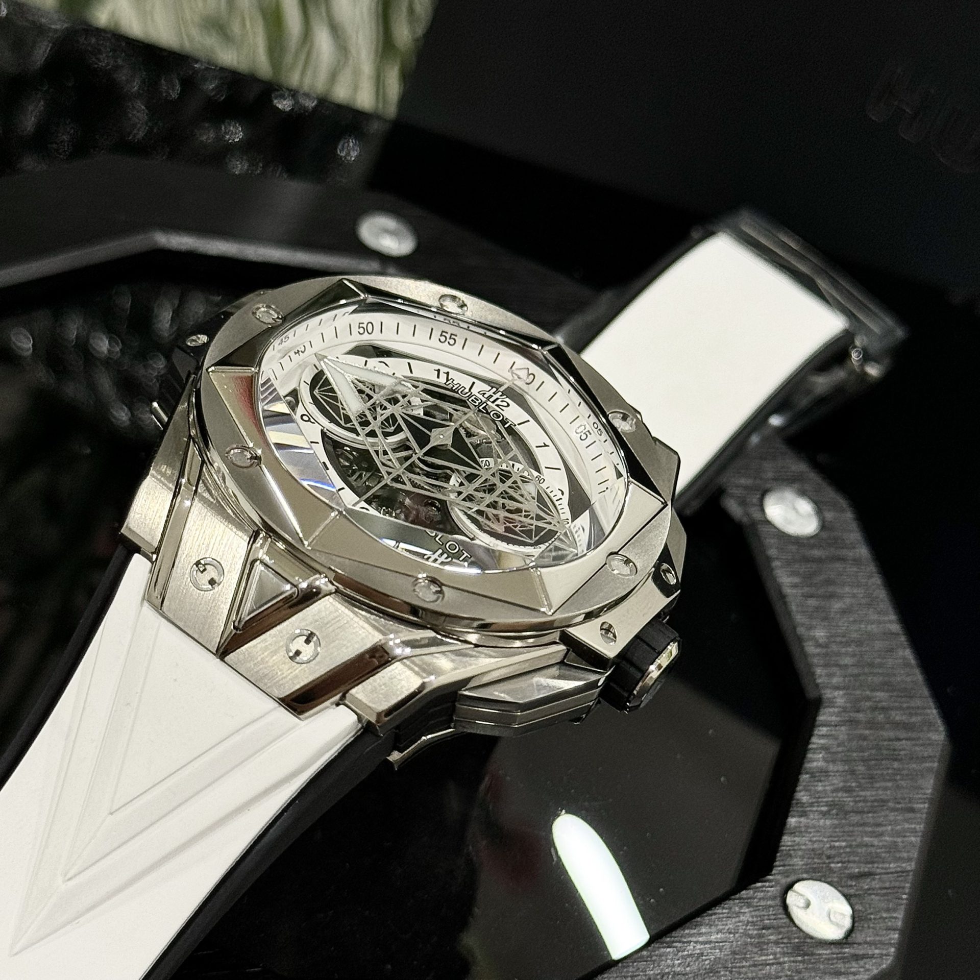 Hublot Replica 1:1 Watches Big Bang Sang Bleu ll Titanium Men s Rubber Strap Factory BBF 45mm - Top club