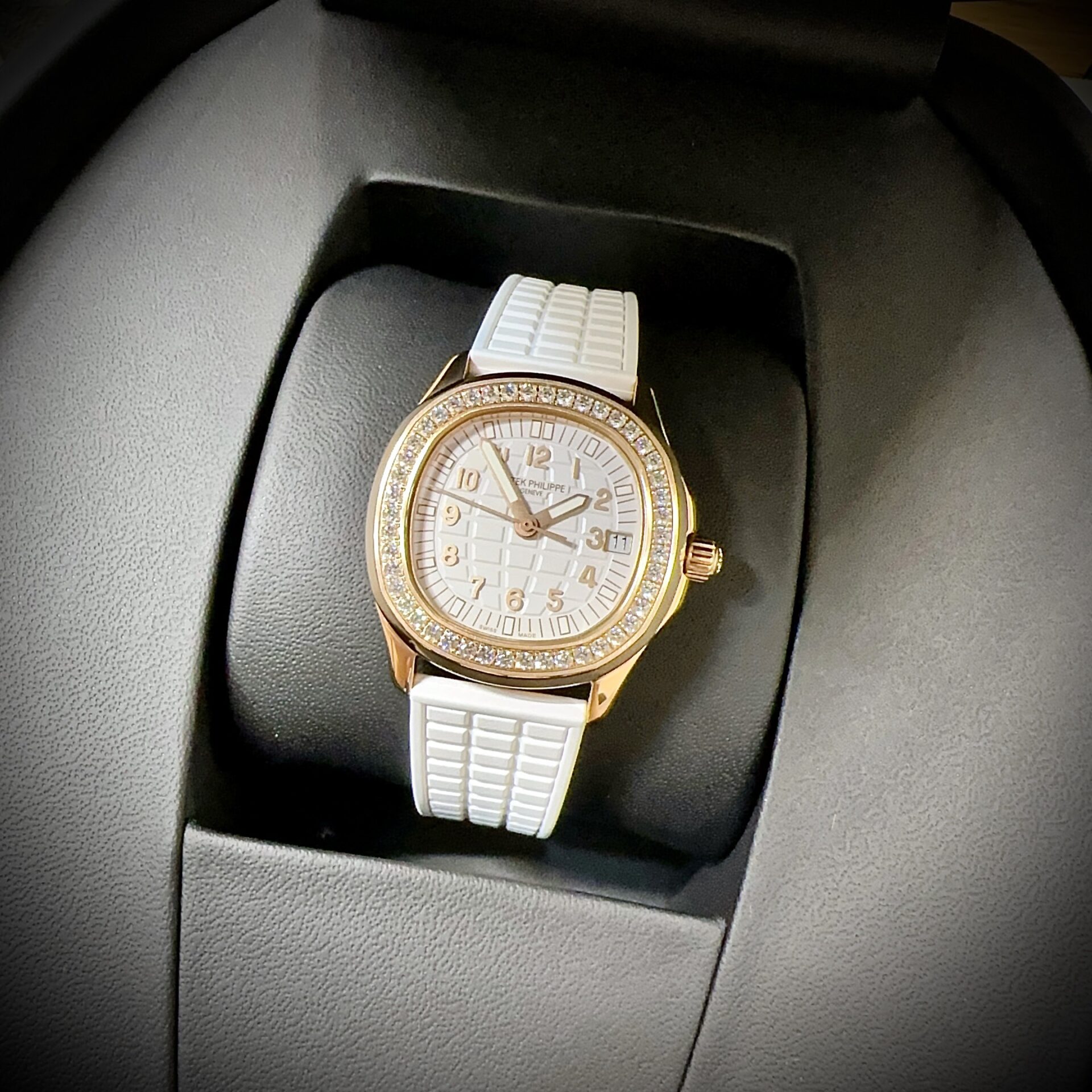Patek Philippe Aquanaut 5067R Replica Watch White PP Factory 35.6mm - Elite Watch Atelier