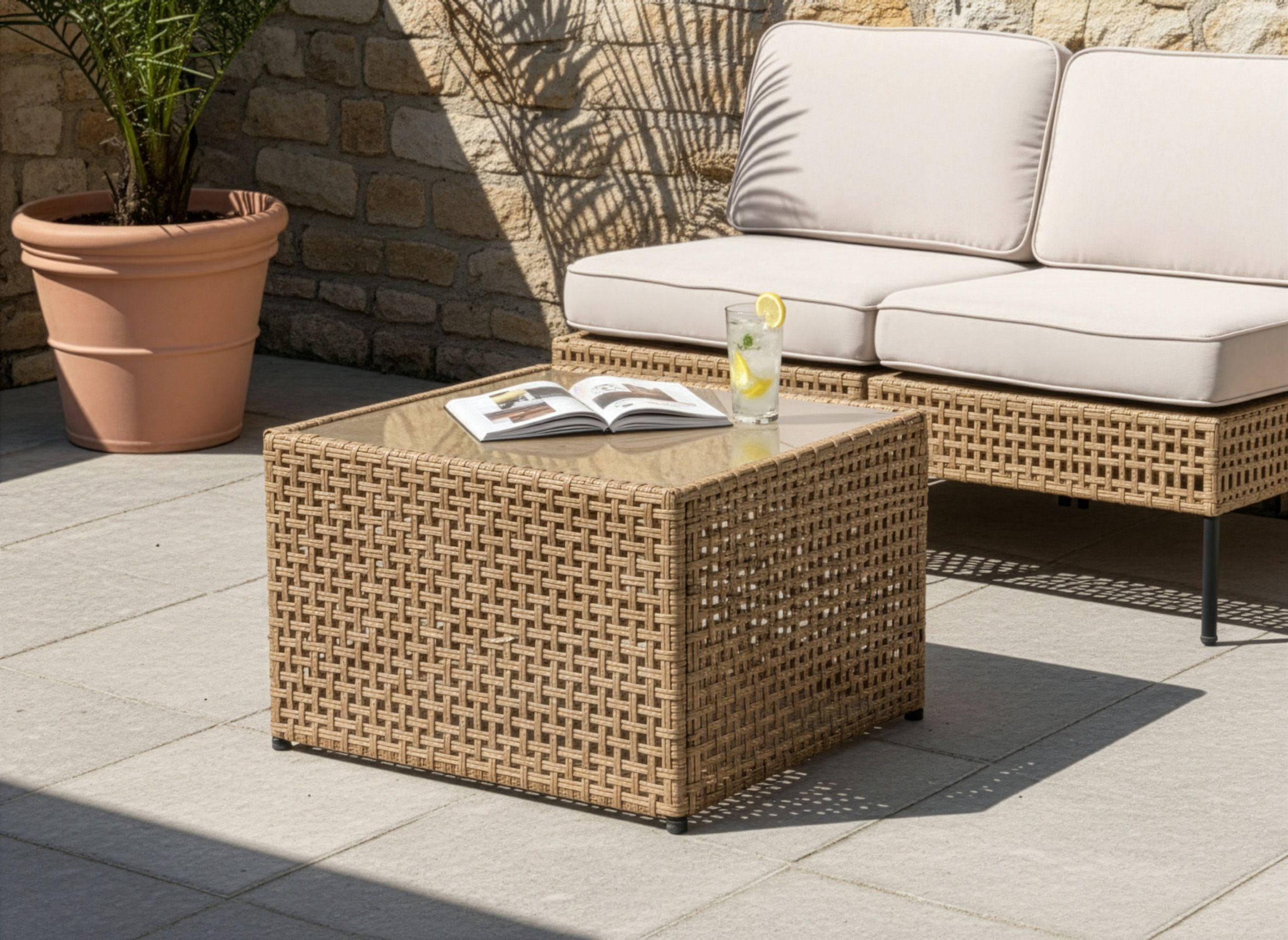 Garden Coffee Table OMEGANA 66 cm 66 cm PE Rattan Beige