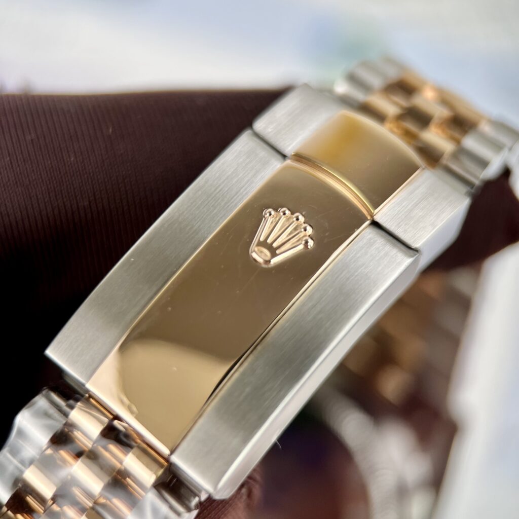 Rolex Replica Watch DateJust 126331 Dial Mother Of Pearl Gold Wrapped GM Factory 41mm - Elite Watch Atelier
