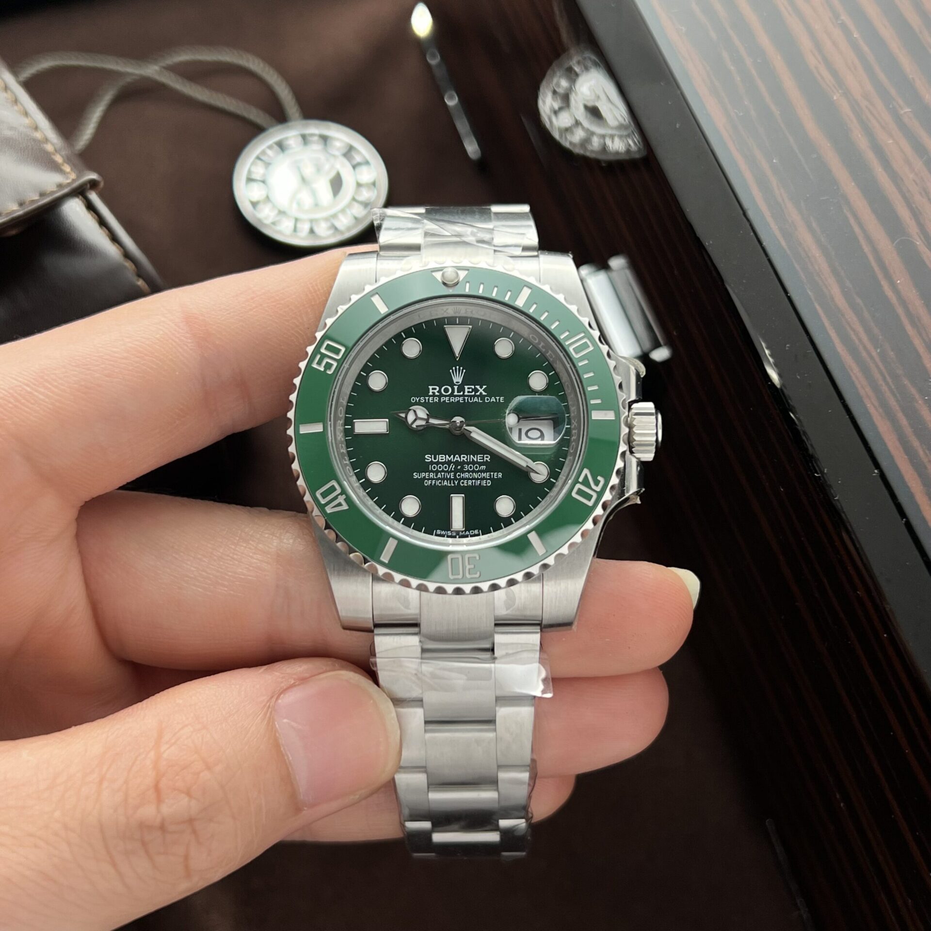 Rolex Submariner 116610LV Hulk Replica Watch Clean Factory 40mm - Top club
