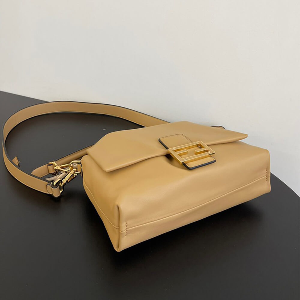 Fendi Mamma Baguette Medium(high-end grade)1:1High-quality replica