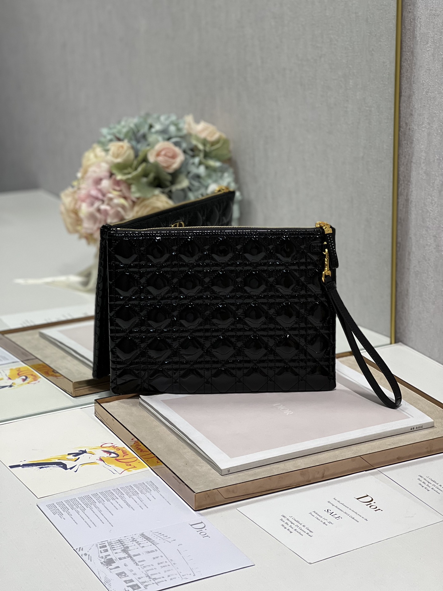 Large Caro Daily Pouch Black/Grey/Brown For Women 12in/30cm S5086UWHC_M9001:1High-quality replica